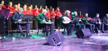 Büyükşehir Kadınlar Korosu’ndan muhteşem yıl sonu konseri