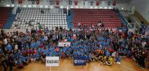 Büyükşehir’in yaz spor okulları açıldı