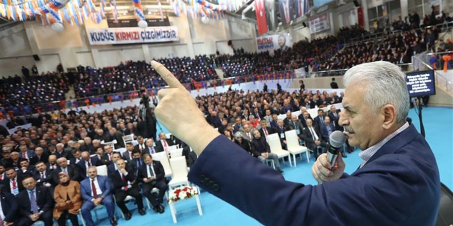 Başbakan Yıldırım, partisinin Karabük 6. Olağan İl Kongresi’ne katıldı.