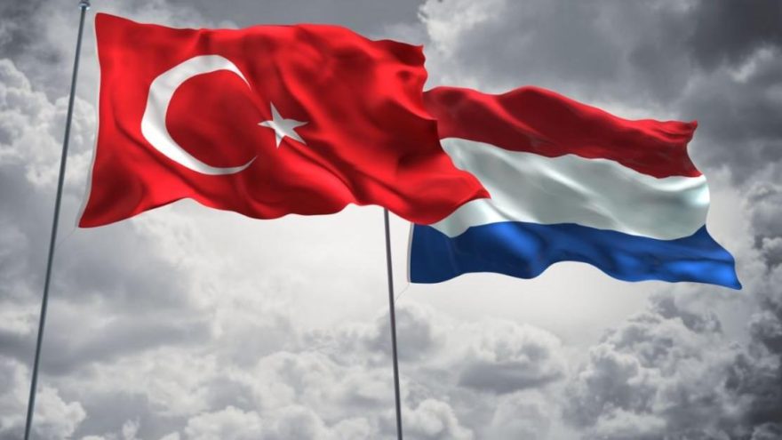 Hollanda Türkiye arasında casus krizi patladı