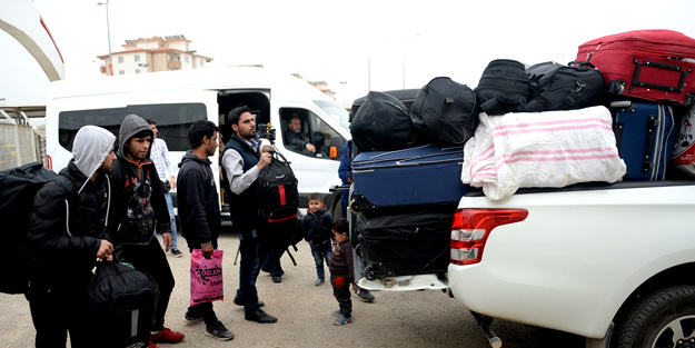 Suriyeliler geri dönüyor