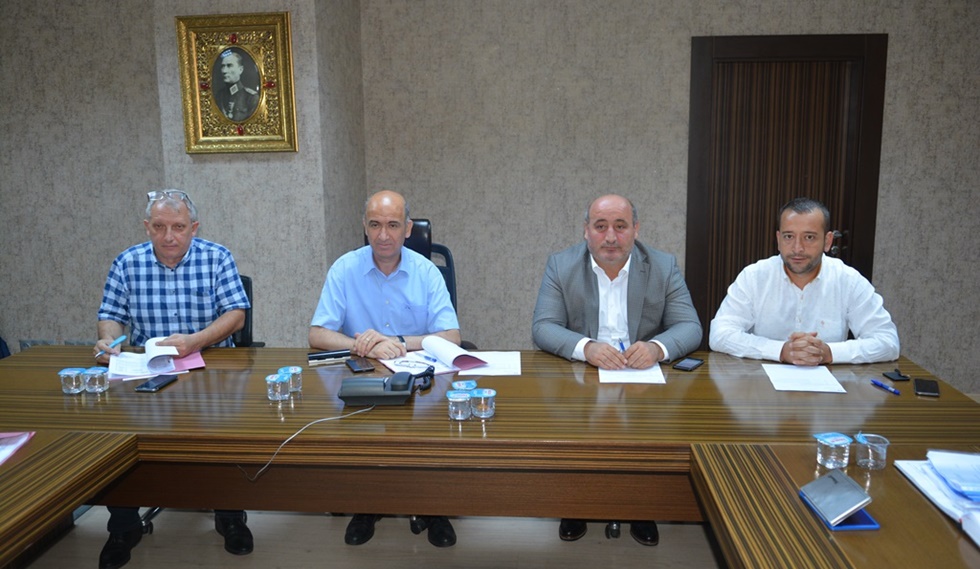 İzmit Belediyesi Encümeni toplandı