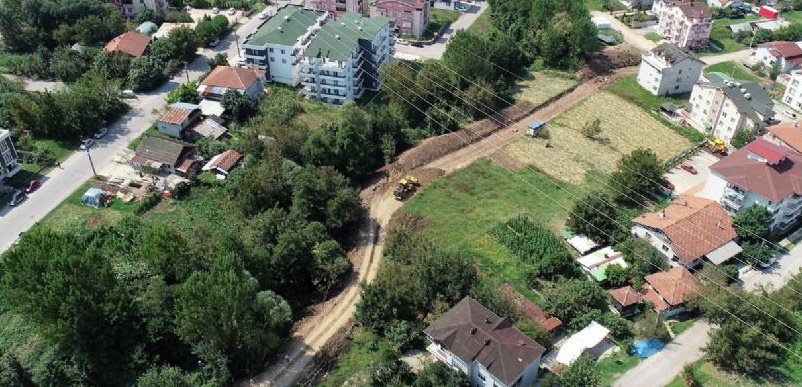 Başiskele´ye Yeni Yollar Kazandırılıyor