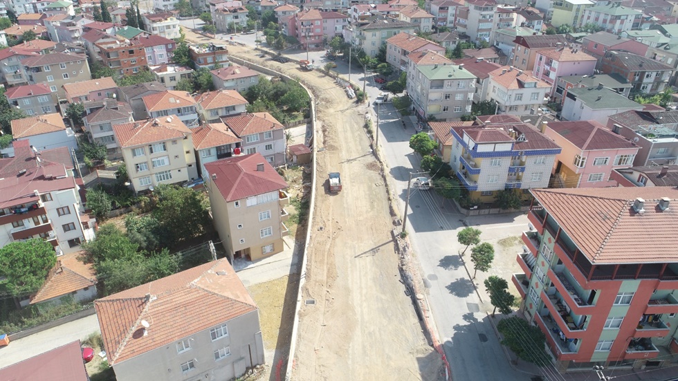 Cengiz Topel Caddesi’nde yoğun mesai var