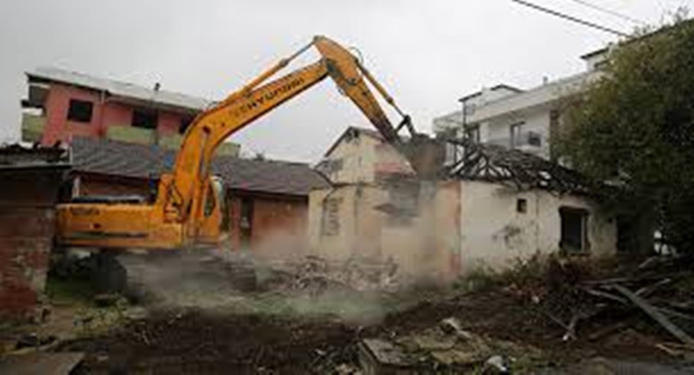 Valilik o belediyelere talimat verdi “Ağır hasarlı binalar yıkılacak”