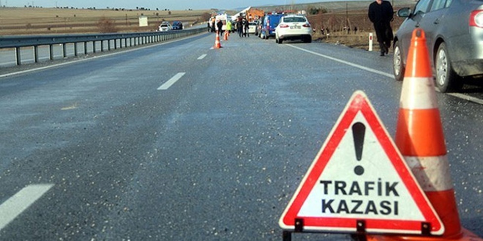 Kartepe’de kaza 3 yaralı