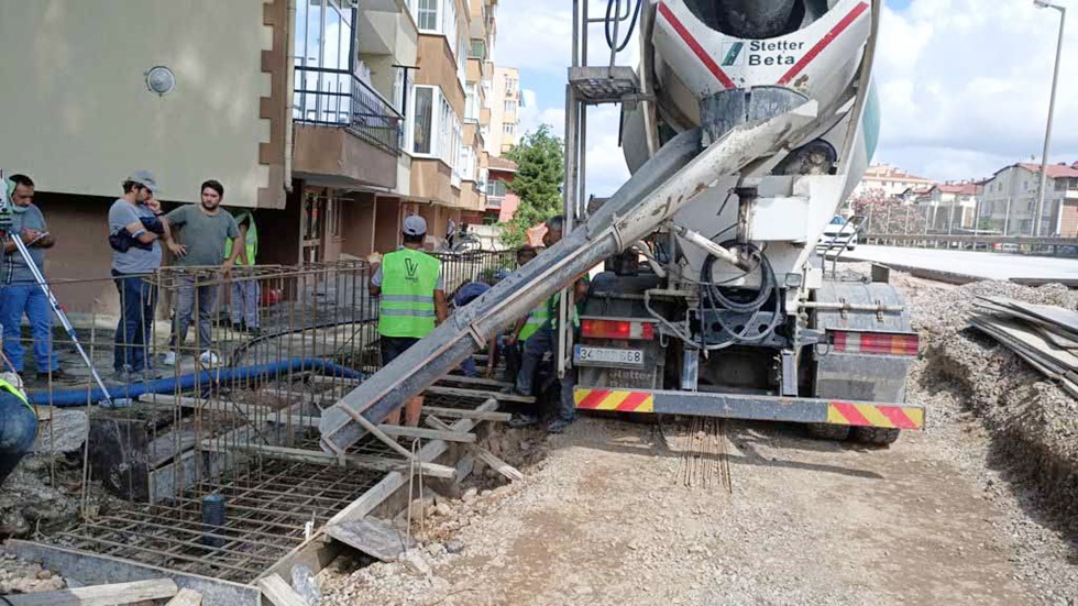 Kuruçeşme tramvay hattında hummalı çalışma