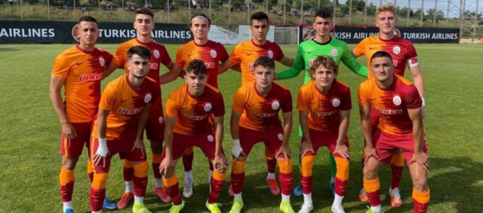 Galatasaray Süper Lige U19 takımı ile devam etmeli
