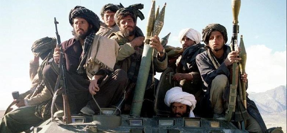 Taliban Cumhurbaşkanlığı Sarayını ele geçirdi
