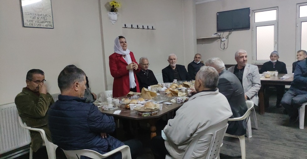 Başkan Hürriyet, Zincirlikuyu Camii cemaati ile kahvaltıda buluştu