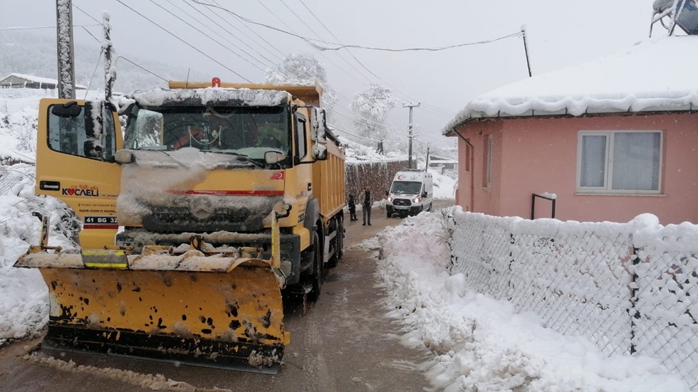 Büyükşehir tüm ekipleriyle teyakkuzda