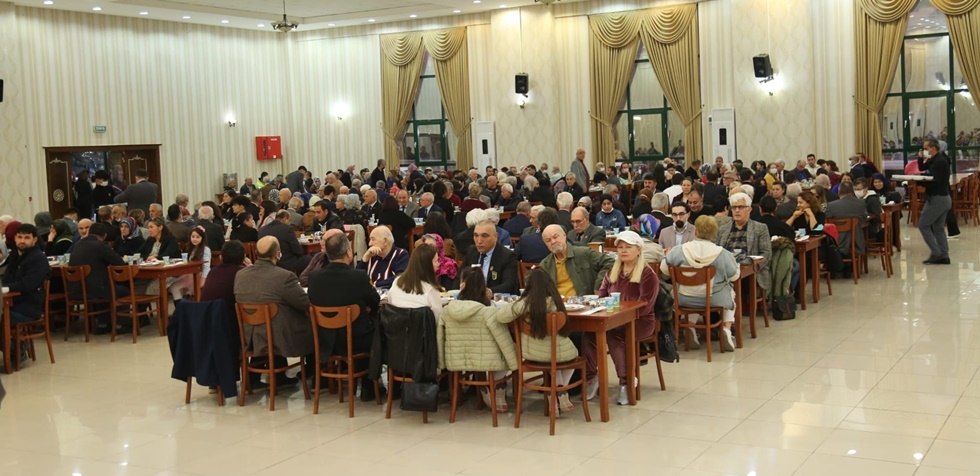 Başkan Sezer Şehit ve gazi yakınlarıyla iftar sofrasında buluştu