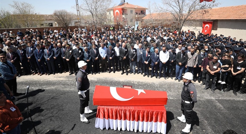 Şehit Polis Memuru Zafer Mat Son Yolculuğuna Uğurlandı