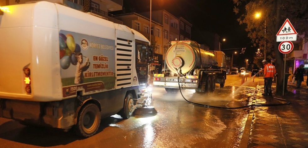 Körfez’de bayram öncesi yollar yıkandı