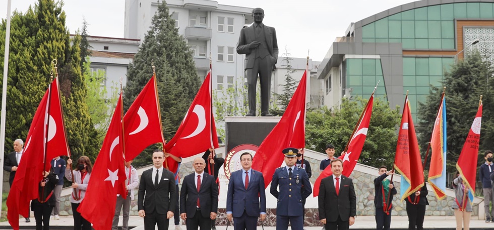 Körfez’de 23 Nisan coşkusu