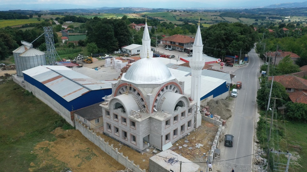 Ambarcı Merkez Camii’nde  çalışmalar hızla ilerliyor