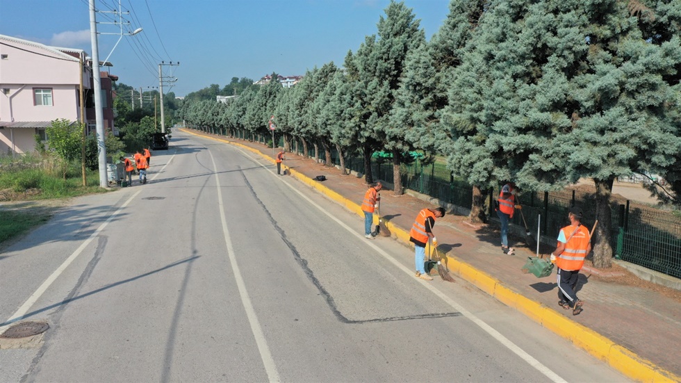 Başiskele’de Bayram Temizliği Başladı