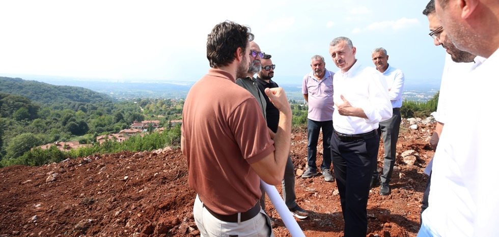 Başkan Büyükakın, teleferik  inşaatını yerinde inceledi