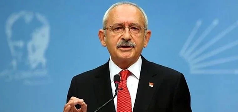 Kemal Kılıçdaroğlu haber yapan gazetelere “medya görünümlü aparat” dedi