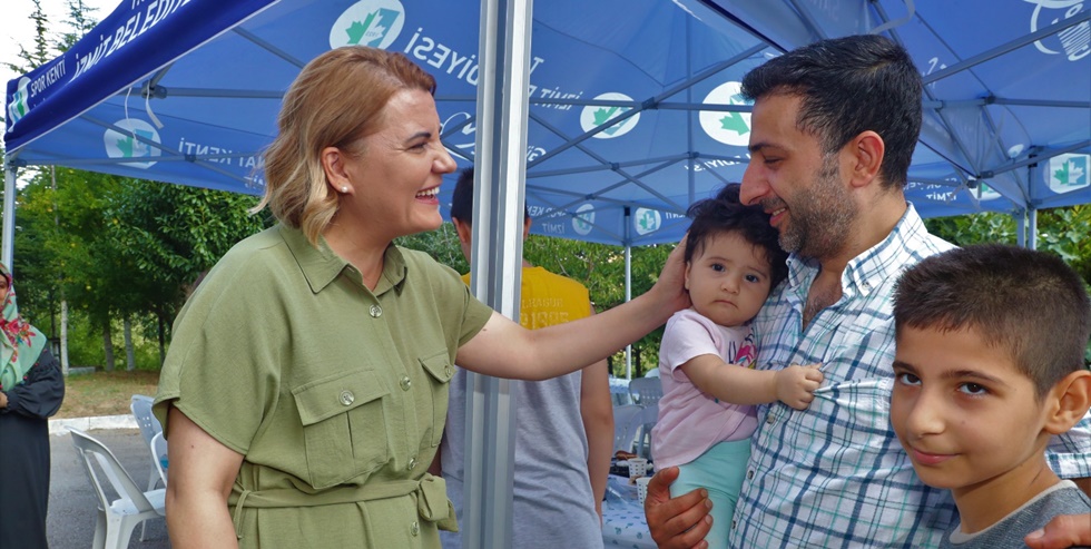 Hürriyet, Erenler Mahallesi Atalay Sokak’taki  site sakinlerinin taleplerini dinledi