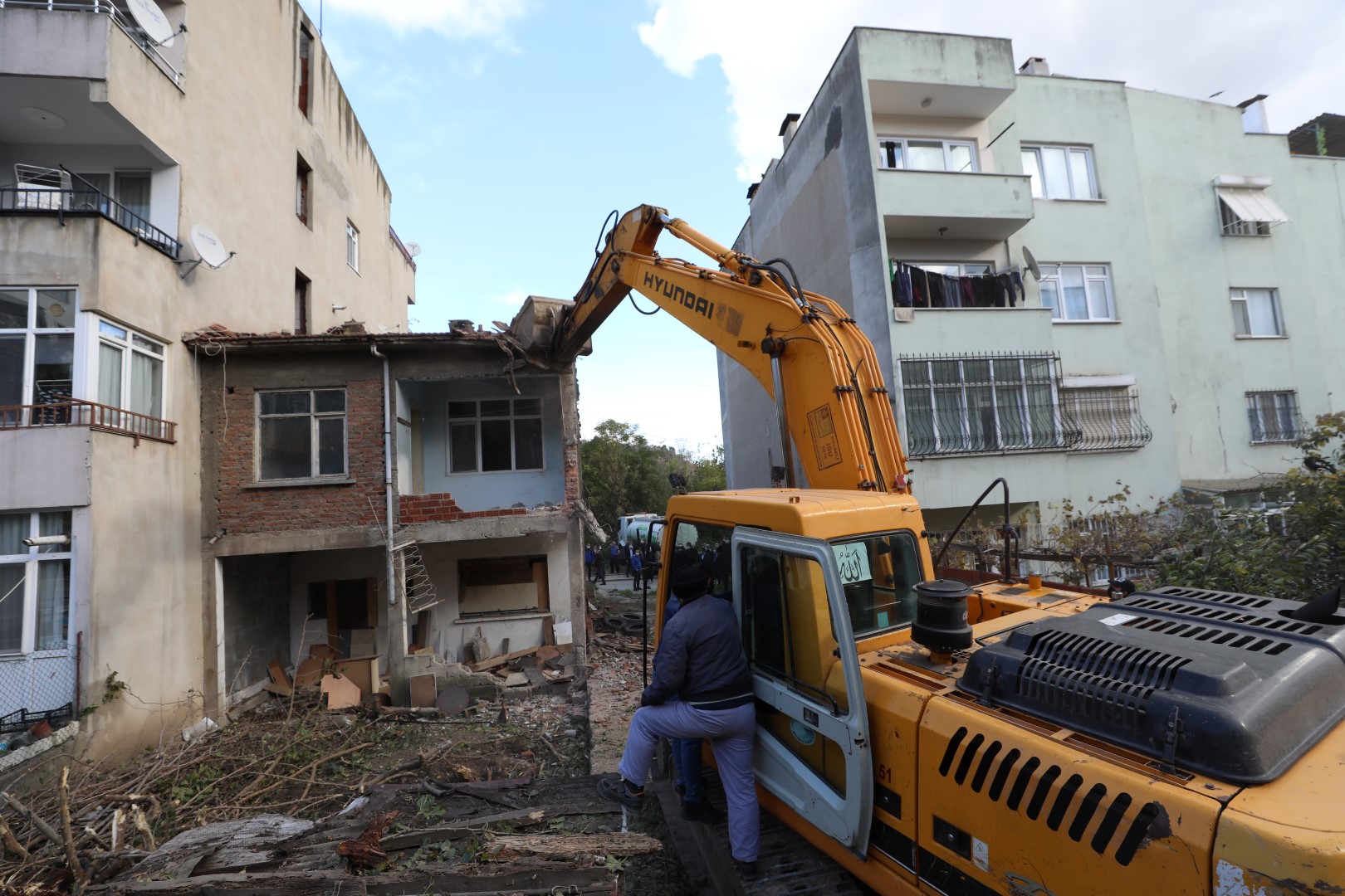 Kocaeli’nde 1 yılda 100 bina yıkıldı