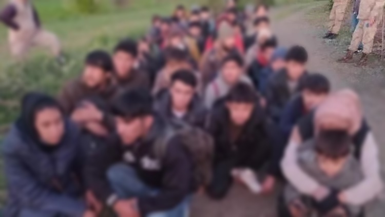 14 Kaçak göçmen sınır dışı edildi