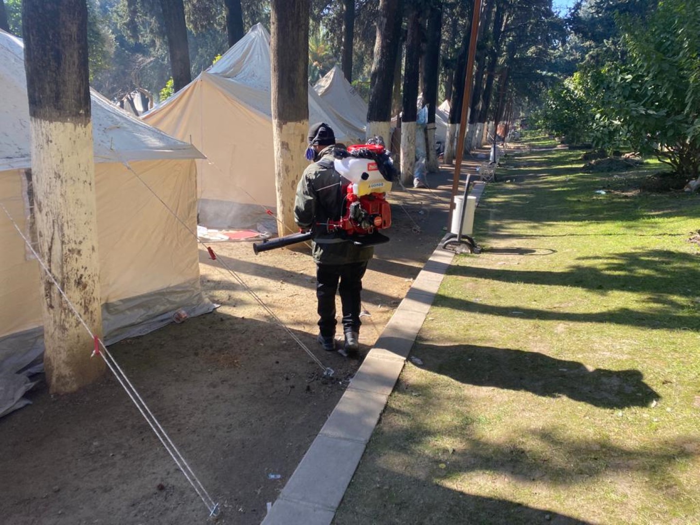 Büyükşehir, deprem bölgesinde  salgın riskine karşı önlem alıyor