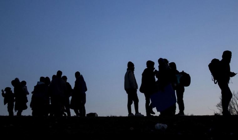 11 Kaçak sığınmacı sınır dışı edildi