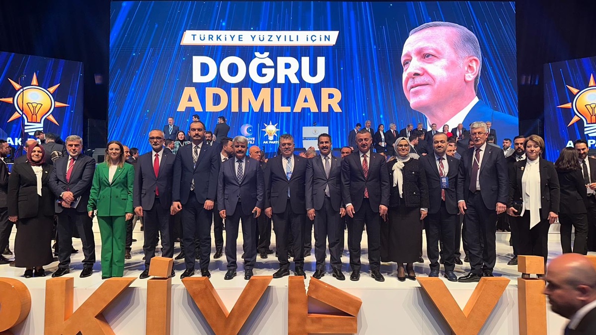 AK Parti Kocaeli tam kadro Ankara’da