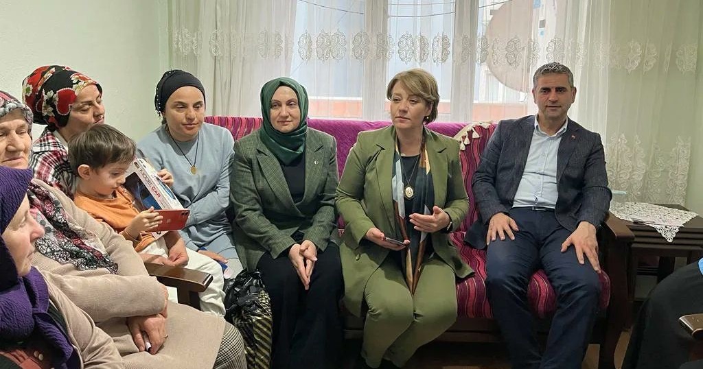 AK Parti Milletvekili Adayı Yasemin Özdemir, Kandıra’da Millet Ormanları ve Tarımsal Projeleri Anlattı