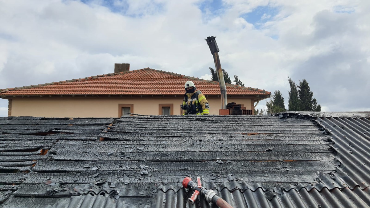 İzmit ilçesi Arızlı Köyünde yangın