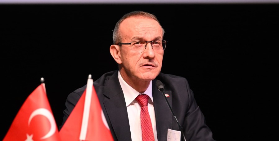 Vali Yavuz, Kocaeli’nde derslik başına düşen öğrenci sayısını, şube başına düşen öğrenci sayısını, öğretmen başına düşen öğrenci sayısını açıkladı