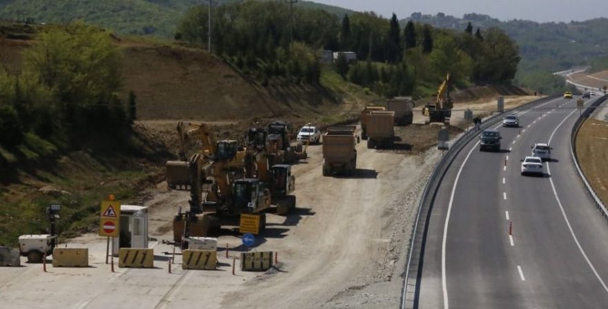 Önce İzmit – Kandıra Yolu sonra Kandıra – İzmit Yolu: Her iki yok sırayla trafiğe kapatılacak