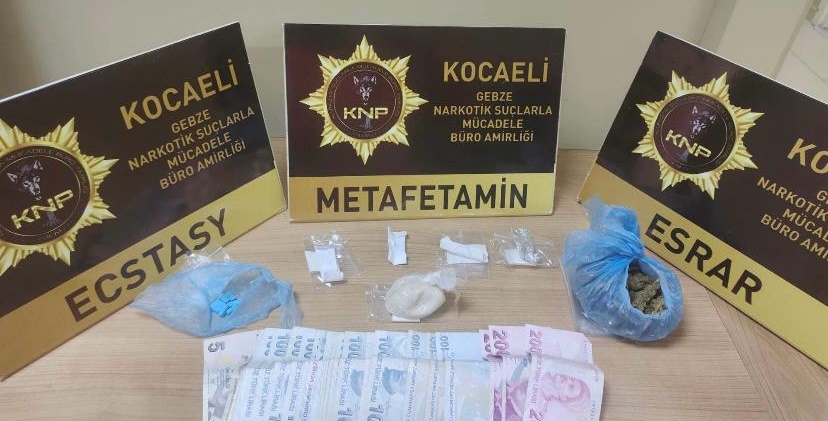 Narkotik Operasyonunda İzmit ve Gebze’de 4 Şüpheli Tutuklandı
