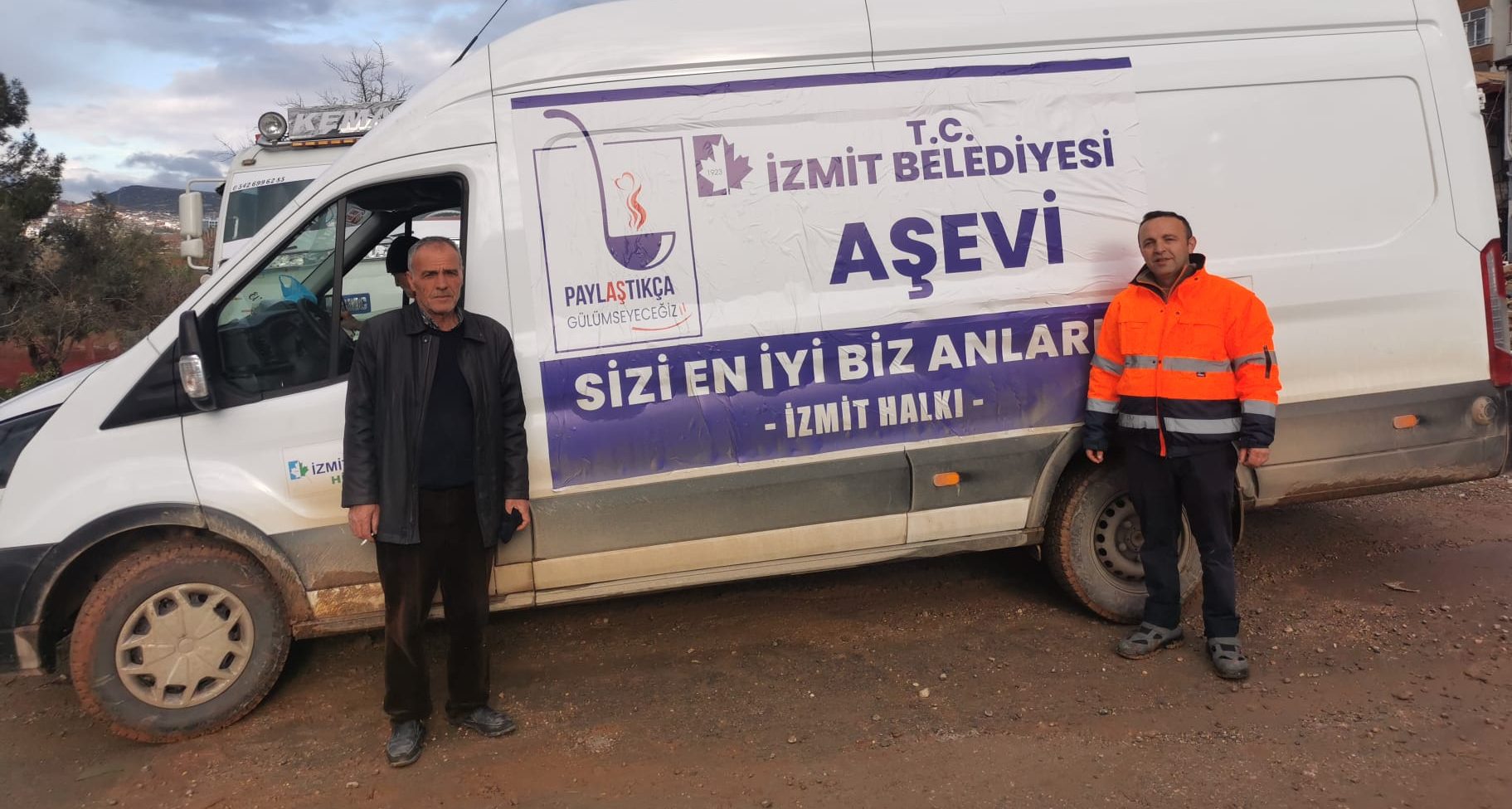 Pazarcık Depremzedesi Emir Yaşar’dan İzmit Belediyesi’ne Teşekkür: ‘Sizleri Unutmadık, Unutmayacağız