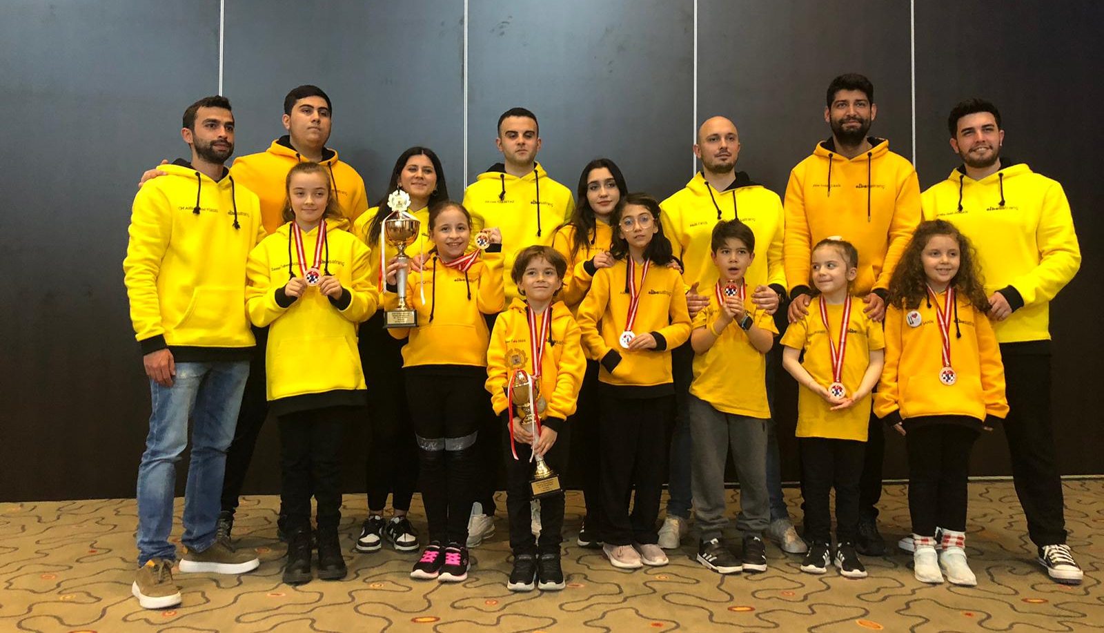 Kocaeli’nin Gururu: Körfezim Eğitim Kurumları Öğrencisi Beren Çetin, Türkiye Şampiyonu Oldu! Dünya Satranç Şampiyonası’nda Ülkemizi Temsil Edecek!