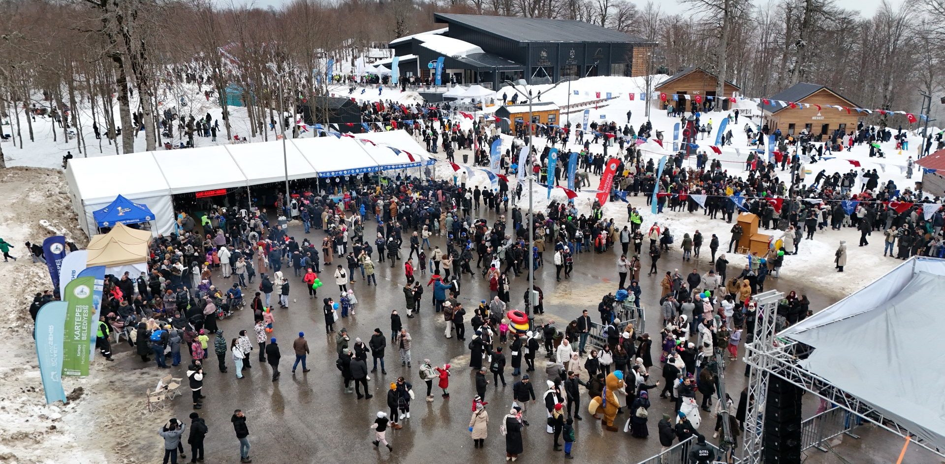 KARFEST 2025 Coşkuyla Başladı: Kartepe’de Kış Festivali Keyfi!