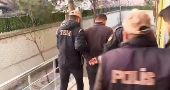 Kocaeli’nin de aralarında bulunduğu Konya Merkezli 9 İlde FETÖ Operasyonu: 20 Şüpheli Gözaltında