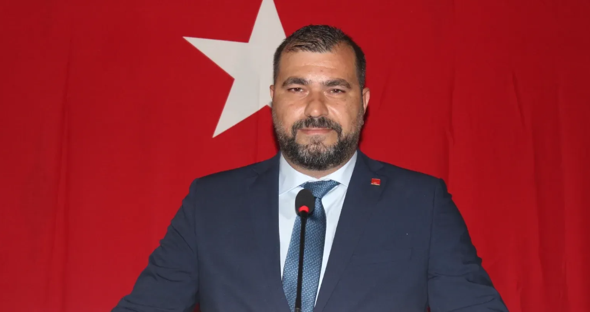 CHP Kartepe’de Yeni İlçe Başkanı Cihan Çakır Oldu