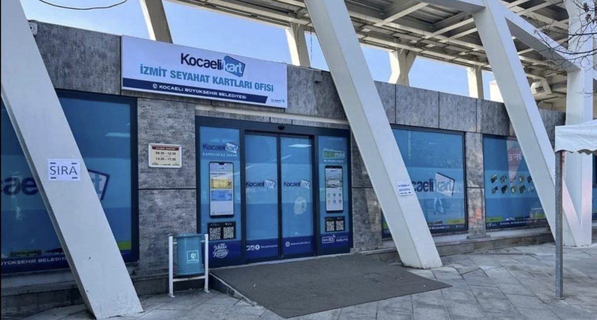 Seyahat Kart Ofislerinde  cumartesi mesaisine devam
