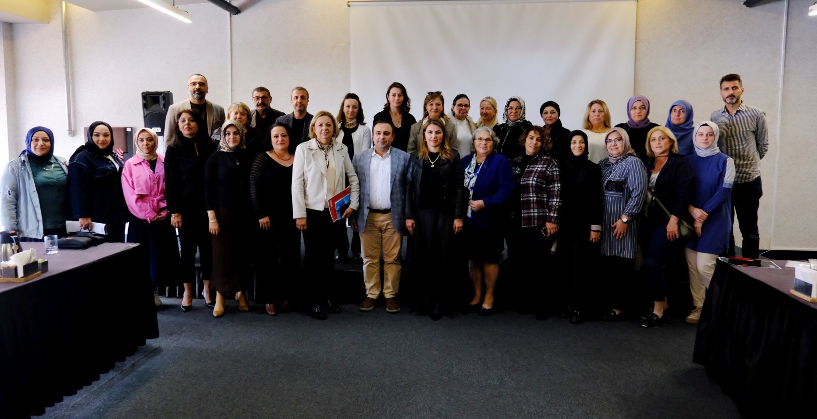 Kadın Kooperatifleri, 8 konu başlığında toplanıyor