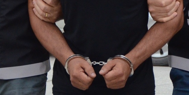 İş yerini kurşunladı, bir kişiyi yaraladı: Kaçamadı!