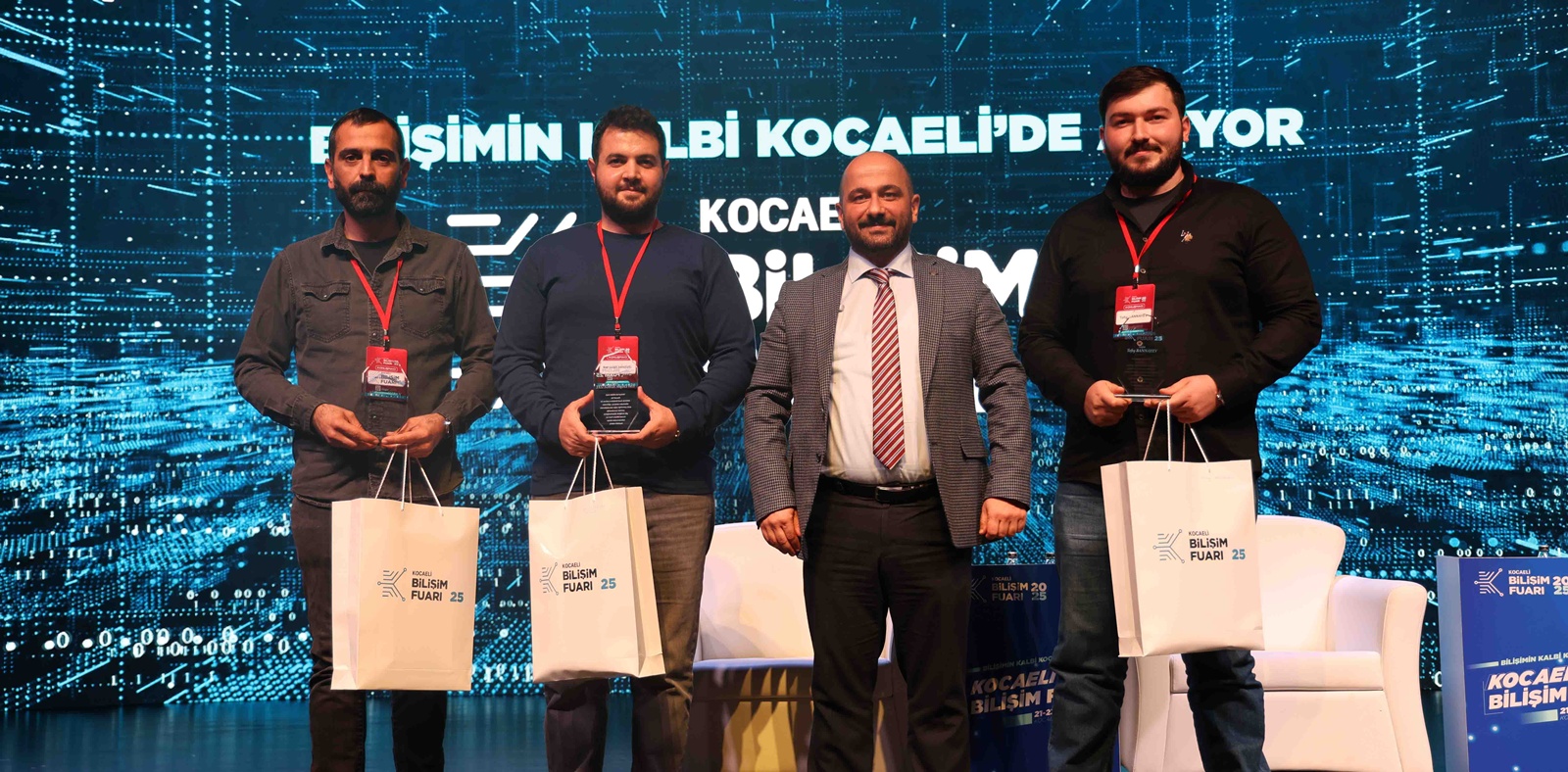 FPV drone ve VR teknolojisi Bilişim Fuarı’nda uçtu