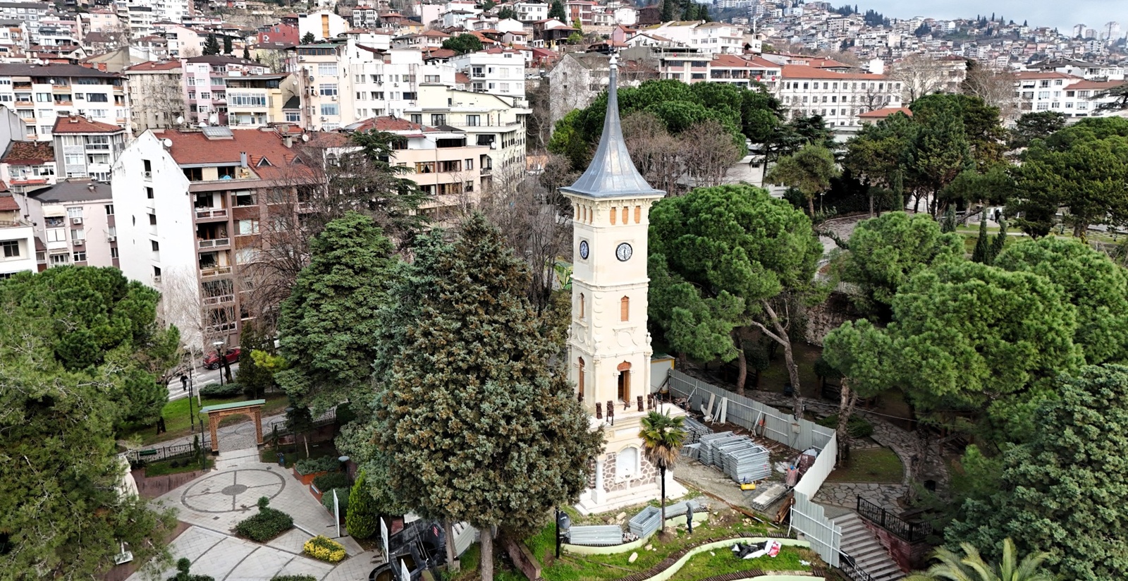 Tarihi İzmit Saat Kulesi gerçek kimliğini buluyor