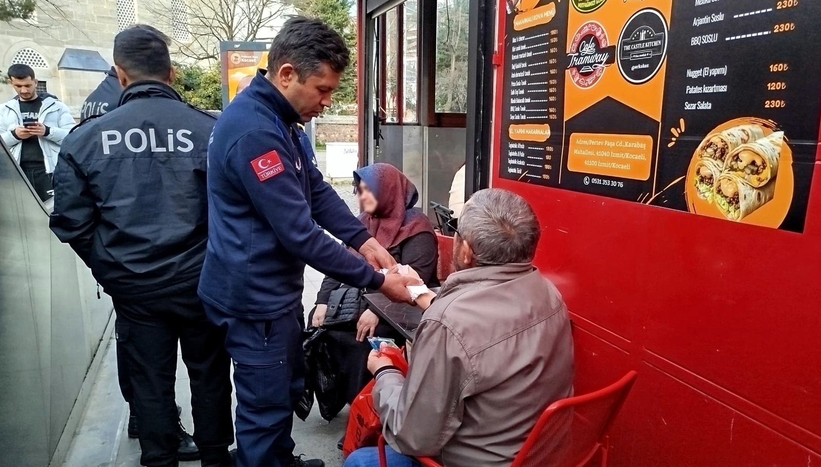 Büyükşehir Zabıtası’ndan örnek duyarlılık