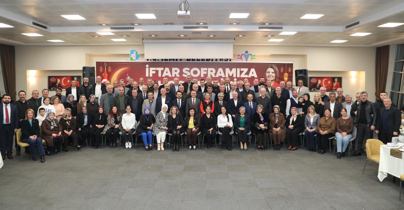 Fatma Başkan muhtarlarla birlik ve dayanışma sofrasında buluştu