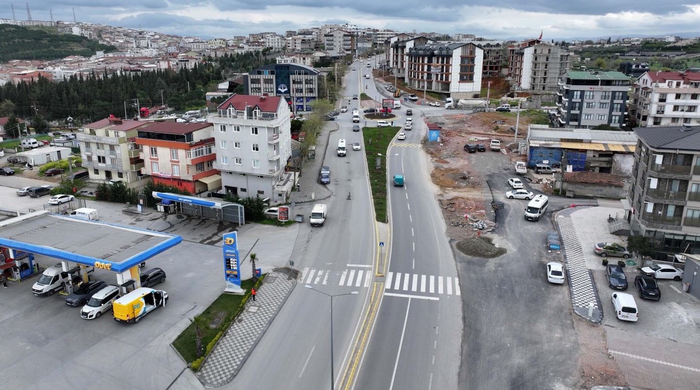 “Yol Yapılıyor” Denilecek Ama Vatandaş Yine Trafikte Bekleyecek