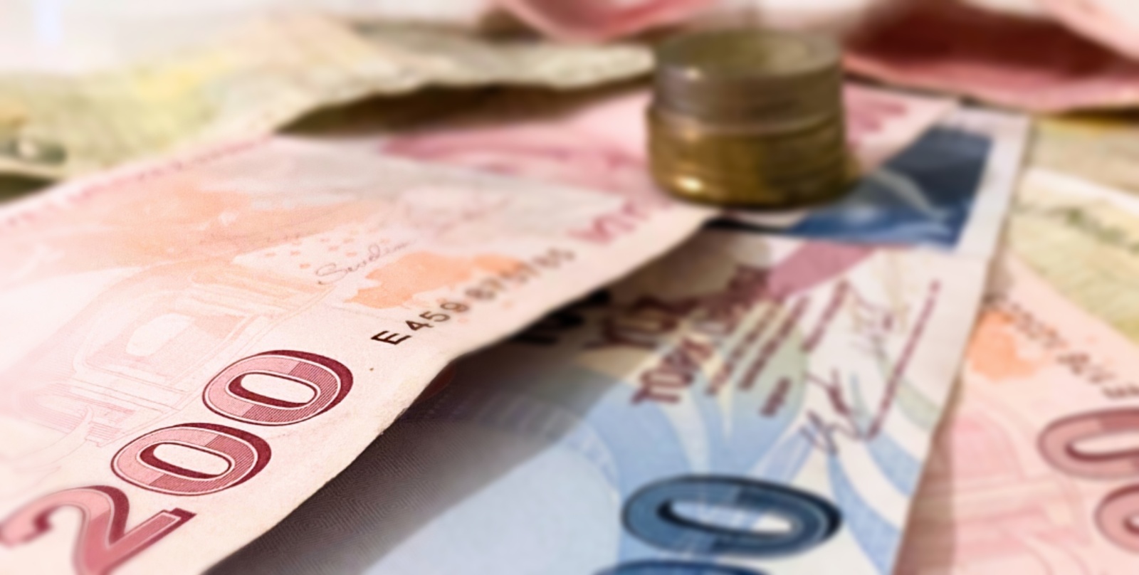 Kamu ve Belediye İşçilerinin Gözü Ek Protokollerde: Maaş İyileştirmeleri İçin Görüşmeler Başladı