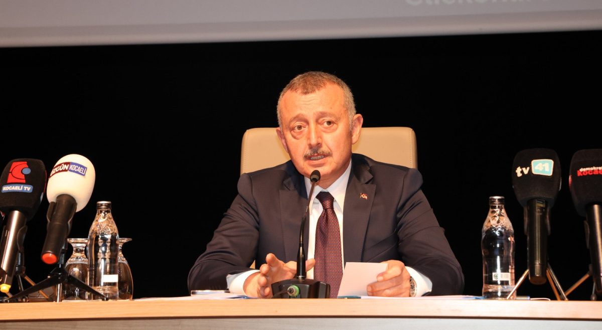 Tahir Büyükakın’ın Milletvekilliği Önündeki En Büyük Engel Ne?