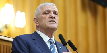 Emekli ikramiyesi tartışması siyasetin gündeminde